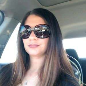 Meet your Posher, Keisha